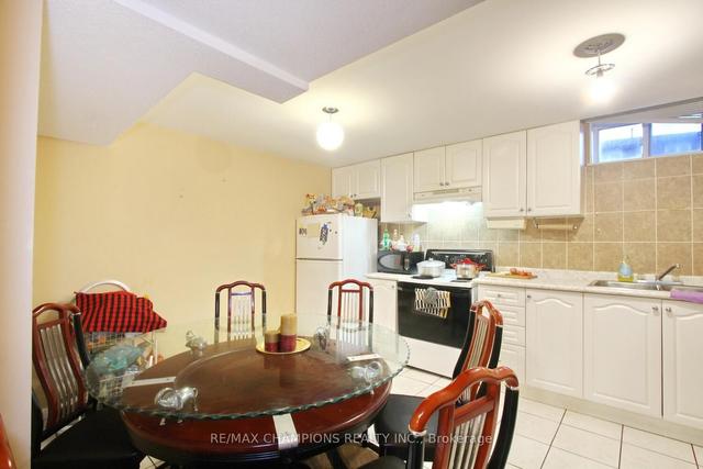 4 Claudia Ave, House detached with 4 bedrooms, 4 bathrooms and 7 parking in Vaughan ON | Image 31