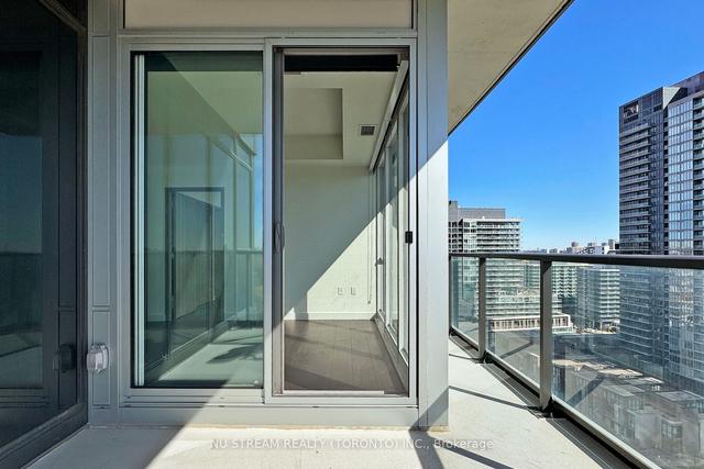 1702 - 95 Mcmahon Dr, Condo with 2 bedrooms, 2 bathrooms and 1 parking in Toronto ON | Image 19