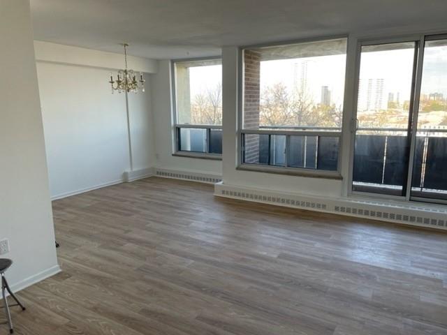 805 - 15 London Green Crct, Condo with 2 bedrooms, 2 bathrooms and 1 parking in Toronto ON | Image 8