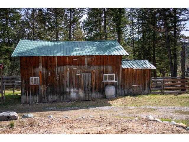 1958 Hunter Road, House detached with 3 bedrooms, 2 bathrooms and null parking in East Kootenay C BC | Image 47