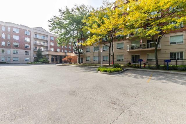 410 - 5188 Lakeshore Rd, Condo with 2 bedrooms, 2 bathrooms and 1 parking in Burlington ON | Image 12