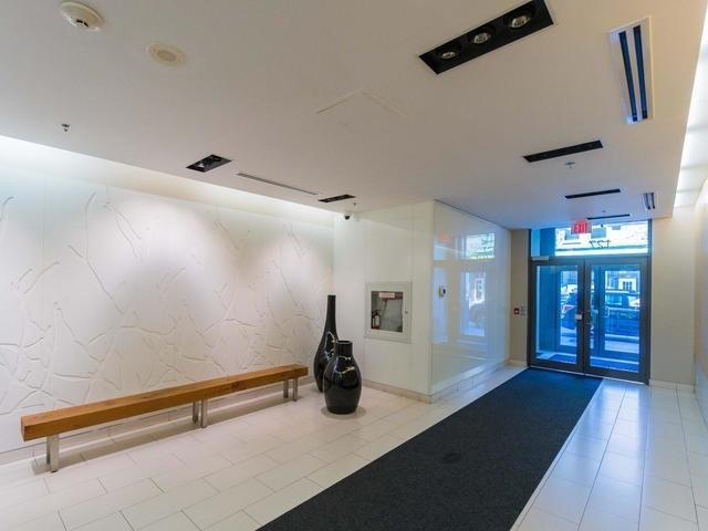 1001 - 127 Queen St E, Condo with 1 bedrooms, 1 bathrooms and null parking in Toronto ON | Image 4
