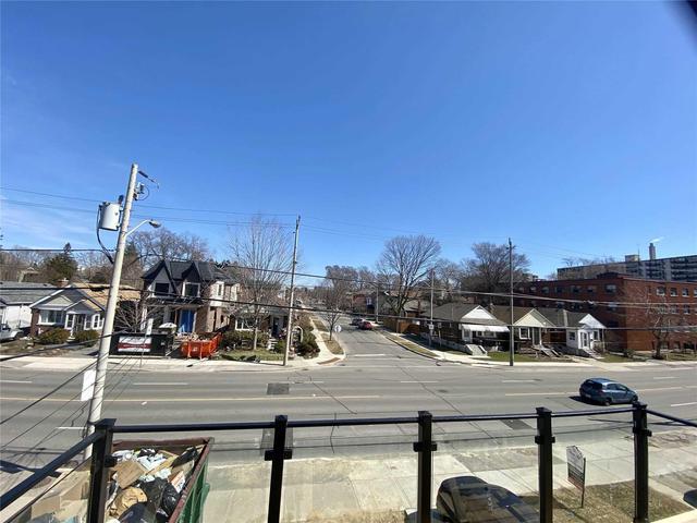 2 - 1258 Broadview Ave, House detached with 3 bedrooms, 2 bathrooms and 1 parking in Toronto ON | Image 4