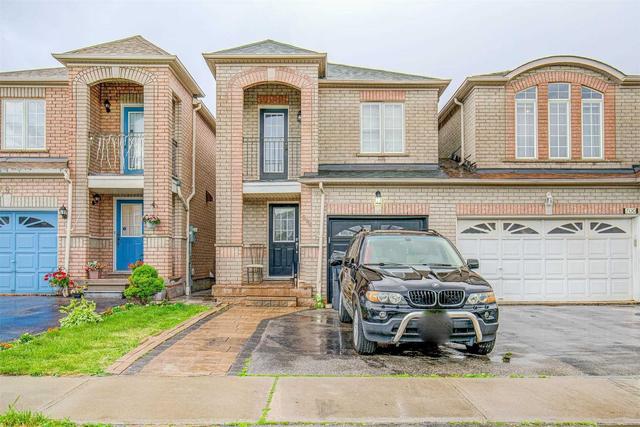 698 Rossellini Dr, House attached with 3 bedrooms, 4 bathrooms and 3 parking in Mississauga ON | Image 1