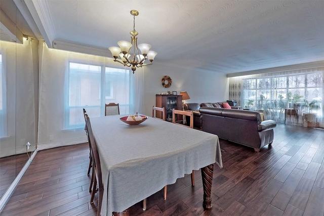 26 Denrock Dr, House detached with 4 bedrooms, 3 bathrooms and 6 parking in Toronto ON | Image 38