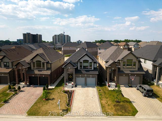 1669 Finley Cres, House detached with 4 bedrooms, 3 bathrooms and 6 parking in London ON | Image 31