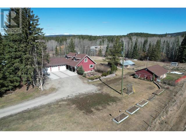 3467 Dale Lake Road, House detached with 3 bedrooms, 2 bathrooms and null parking in Cariboo A BC | Image 1