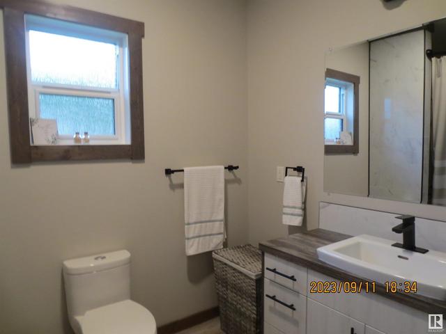 4905 51 St, House detached with 2 bedrooms, 1 bathrooms and null parking in Yellowhead County AB | Image 32