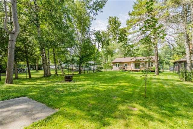 867 Kennedy Rd, House detached with 2 bedrooms, 1 bathrooms and 4 parking in Innisfil ON | Image 13