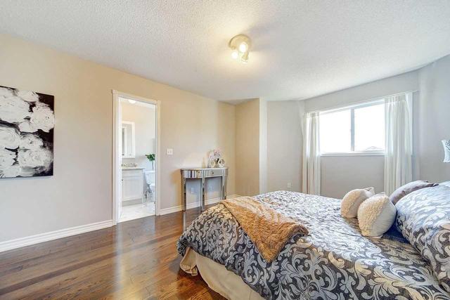 6 Perfitt Cres, House detached with 3 bedrooms, 4 bathrooms and 2 parking in Ajax ON | Image 15