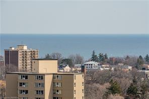 1303 - 65 Speers Rd, Condo with 2 bedrooms, 2 bathrooms and 1 parking in Oakville ON | Image 10