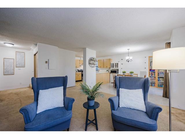 203 - 7182 133a Street, House attached with 3 bedrooms, 2 bathrooms and 2 parking in Surrey BC | Image 12