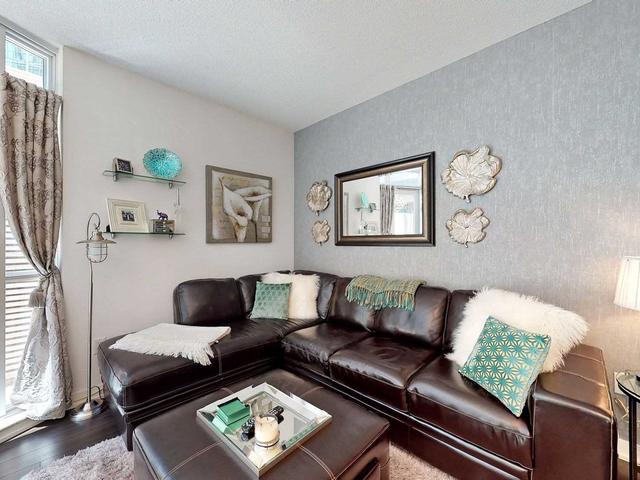 233 - 21 Iceboat Terr, Condo with 1 bedrooms, 1 bathrooms and 0 parking in Toronto ON | Image 33