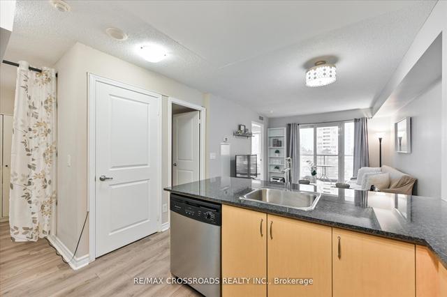 518 - 27 Rean Dr, Condo with 1 bedrooms, 2 bathrooms and 1 parking in Toronto ON | Image 5