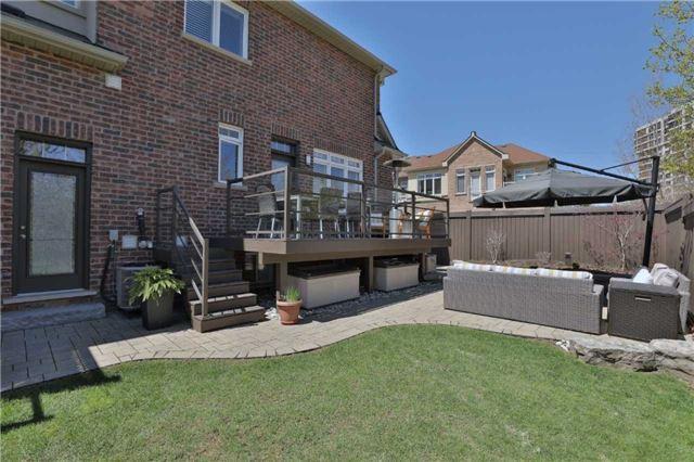 981 Toscana Pl, House attached with 3 bedrooms, 3 bathrooms and 2 parking in Mississauga ON | Image 18