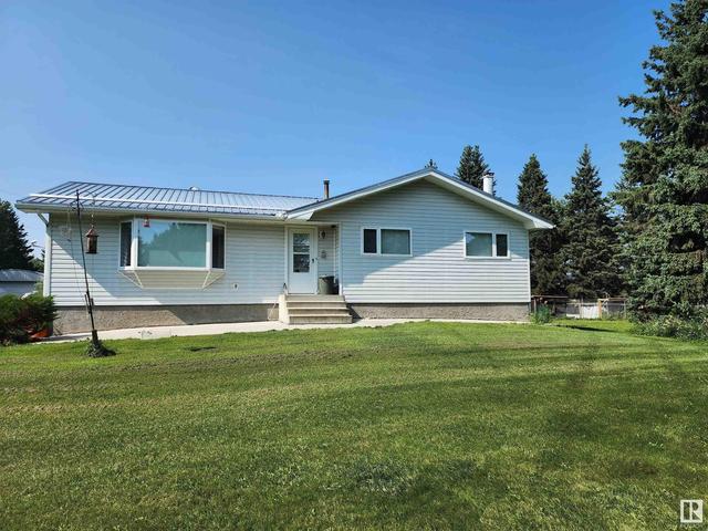 53502 Rge Rd 42, House detached with 4 bedrooms, 2 bathrooms and null parking in Lac Ste. Anne County AB | Image 1