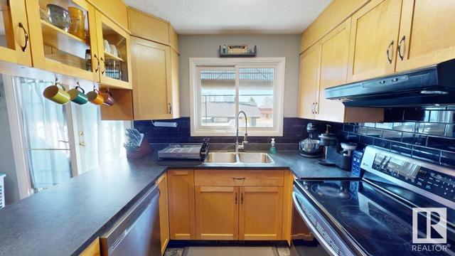 5243 44 Av, House detached with 5 bedrooms, 2 bathrooms and null parking in Drayton Valley AB | Image 8