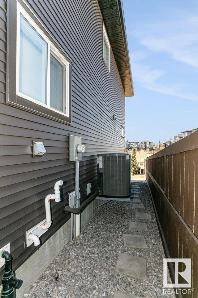 2732 202 St Nw, House detached with 3 bedrooms, 3 bathrooms and 4 parking in Edmonton AB | Image 65