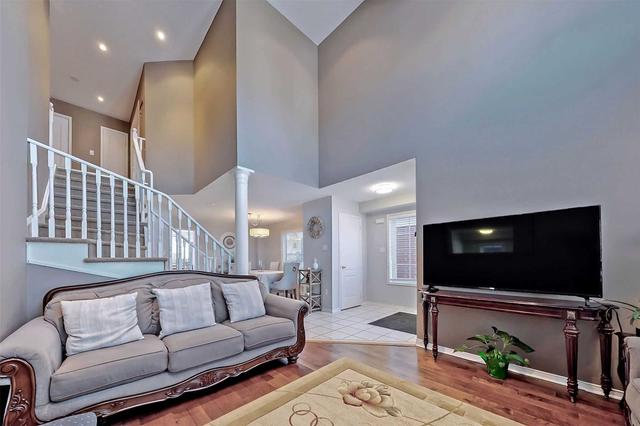 1393 Lyncroft Cres, House detached with 3 bedrooms, 4 bathrooms and 2 parking in Oshawa ON | Image 30