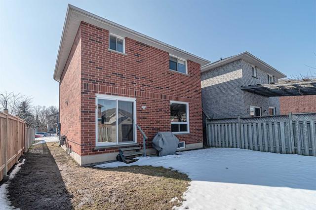6 Caleche Ave, House detached with 3 bedrooms, 3 bathrooms and 3 parking in Clarington ON | Image 16