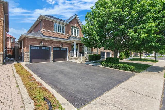 100 Mccrimmon Dr, House detached with 4 bedrooms, 3 bathrooms and 4 parking in Brampton ON | Image 1