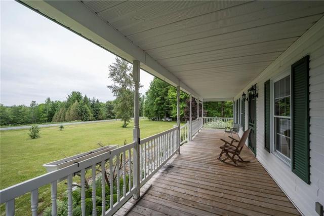 19487 Kenyon Concession 4 Road, House detached with 4 bedrooms, 3 bathrooms and 10 parking in North Glengarry ON | Image 4