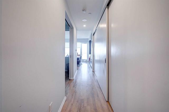 3903 - 197 Yonge St, Condo with 1 bedrooms, 1 bathrooms and 0 parking in Toronto ON | Image 7