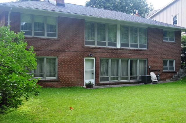 94 Glenaden Ave E, House detached with 3 bedrooms, 3 bathrooms and 4 parking in Toronto ON | Image 26