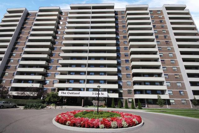 504 - 3 Lisa St, Condo with 3 bedrooms, 2 bathrooms and 1 parking in Brampton ON | Image 1