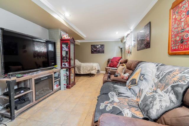 207 Wilson Rd S, House detached with 2 bedrooms, 2 bathrooms and 4 parking in Oshawa ON | Image 20