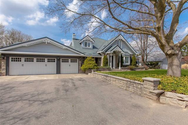 1950 Snake Rd, House detached with 3 bedrooms, 6 bathrooms and 11 parking in Burlington ON | Image 37