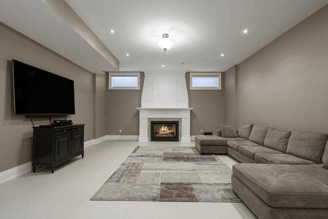 7 Autumn Wind Crt, House detached with 4 bedrooms, 7 bathrooms and 8 parking in Vaughan ON | Image 26