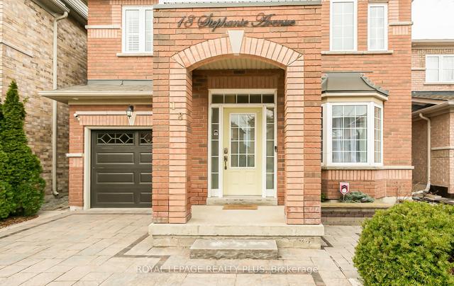 18 Stephanie Ave, House detached with 3 bedrooms, 4 bathrooms and 4 parking in Brampton ON | Image 12