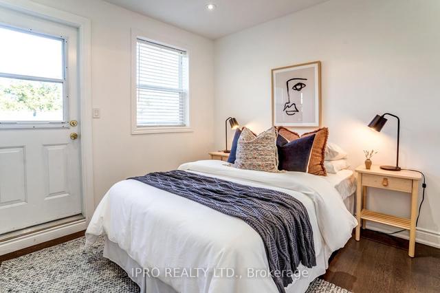 112 Withrow Ave, House semidetached with 3 bedrooms, 4 bathrooms and 1 parking in Toronto ON | Image 17