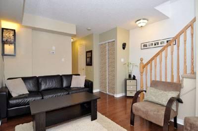 th 137 - 30 Merchant Lane, Townhouse with 2 bedrooms, 2 bathrooms and 1 parking in Toronto ON | Image 3