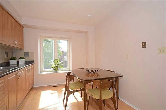 th40 - 443 Manse Rd, Townhouse with 3 bedrooms, 2 bathrooms and 1 parking in Toronto ON | Image 3