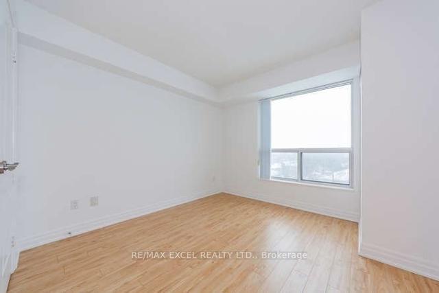 612 - 188 Doris Ave, Condo with 3 bedrooms, 2 bathrooms and 1 parking in Toronto ON | Image 7