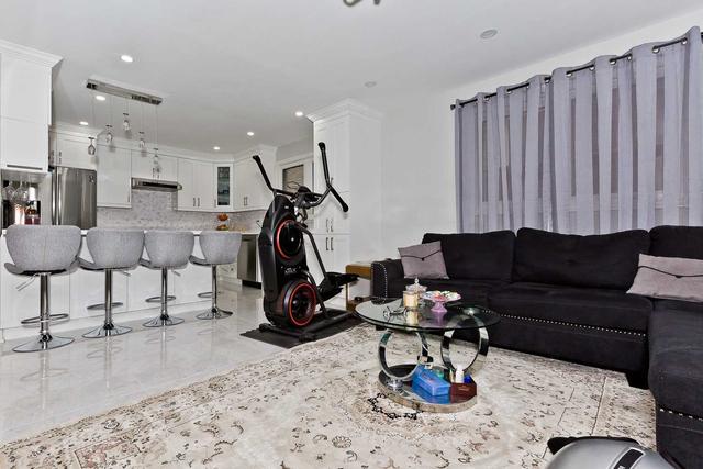 4079 Trapper Cres, House detached with 3 bedrooms, 4 bathrooms and 3 parking in Mississauga ON | Image 37