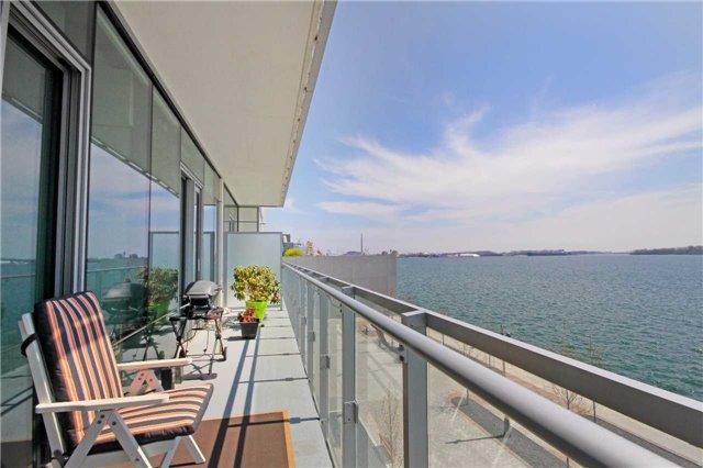 413 - 39 Queens Quay E, Condo with 2 bedrooms, 2 bathrooms and 1 parking in Toronto ON | Image 4