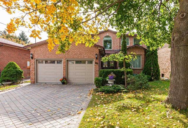 19 Mackay Dr, House detached with 4 bedrooms, 4 bathrooms and 4 parking in Richmond Hill ON | Image 1