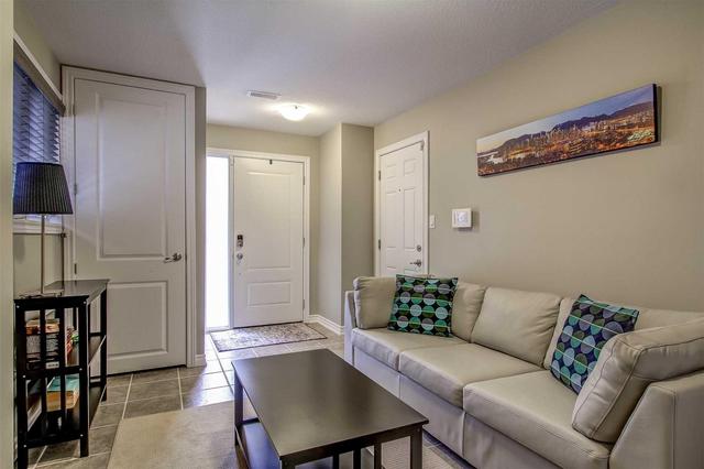 40 - 377 Glancaster Rd, Townhouse with 2 bedrooms, 2 bathrooms and 1 parking in Hamilton ON | Image 2