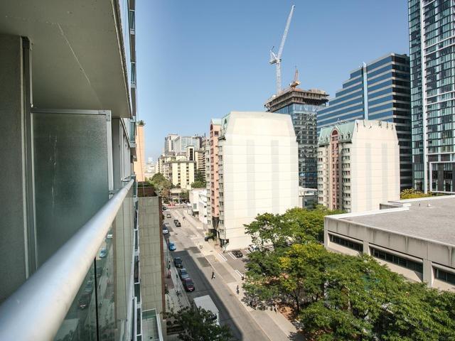 907 - 96 St. Patrick St, Condo with 1 bedrooms, 1 bathrooms and null parking in Toronto ON | Image 18