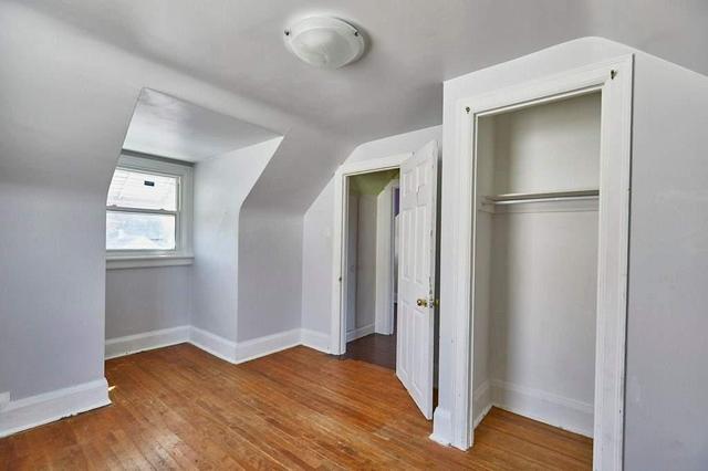 2946 St Clair Ave E, House detached with 4 bedrooms, 2 bathrooms and 3 parking in Toronto ON | Image 14
