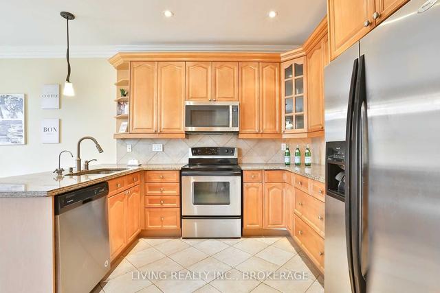 6 Taro Crt, House detached with 4 bedrooms, 3 bathrooms and 6 parking in Richmond Hill ON | Image 6
