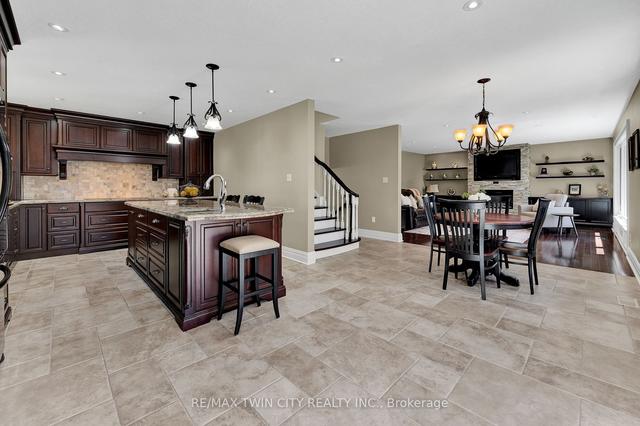 83 Trailview Dr, House detached with 4 bedrooms, 4 bathrooms and 4 parking in Kitchener ON | Image 35