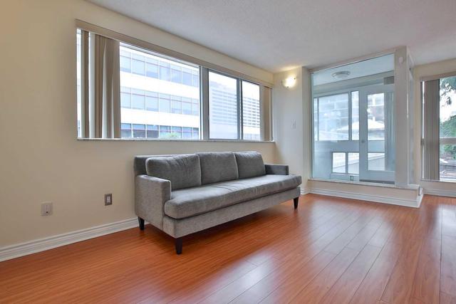 209 - 7 Broadway Ave, Condo with 1 bedrooms, 1 bathrooms and 1 parking in Toronto ON | Image 8