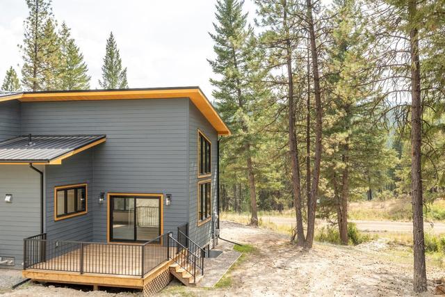 10 - 6674 Wardner Kikomun Road, House detached with 3 bedrooms, 3 bathrooms and null parking in East Kootenay C BC | Image 36