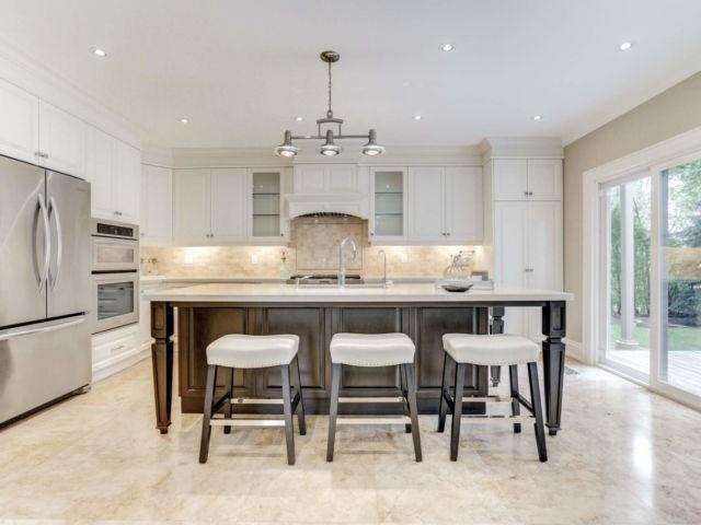 14 Ballantyne Crt, House detached with 4 bedrooms, 5 bathrooms and 6 parking in Toronto ON | Image 10