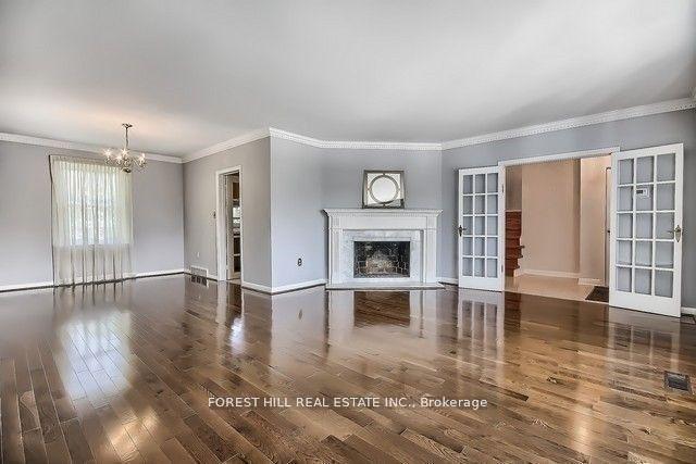 73 Riverside Blvd, House detached with 4 bedrooms, 2 bathrooms and 4 parking in Vaughan ON | Image 15