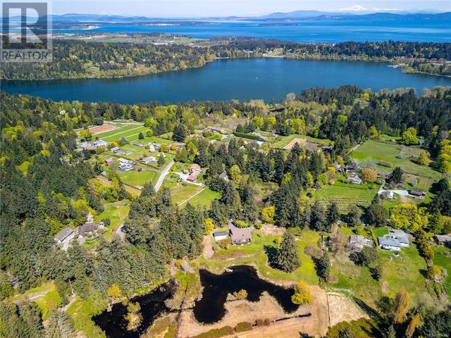 Spectacular birds eye view of this 5 acre property | Image 1
